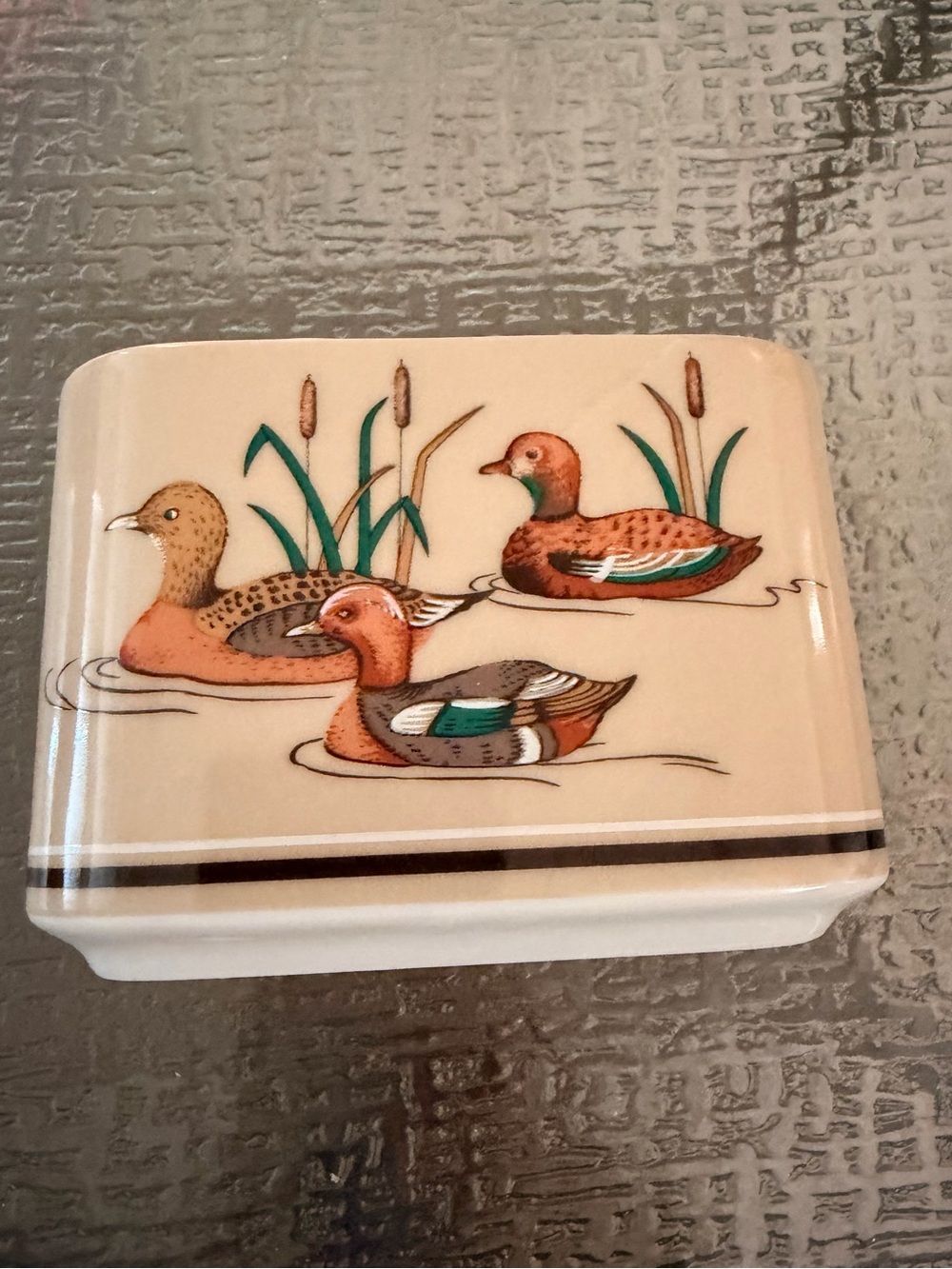 Vintage Wood Ducks Ceramic Toothbrush Holder Made in Japan Hunting Camo New